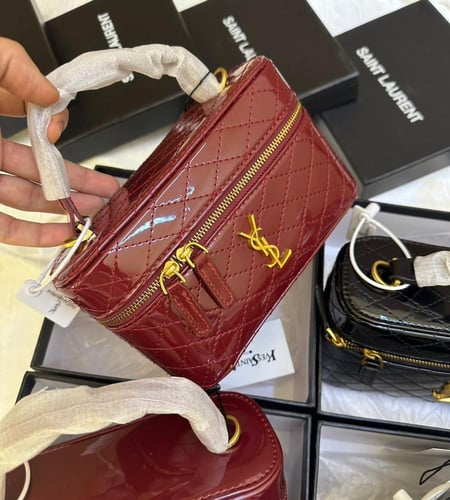 شنط سان لوران