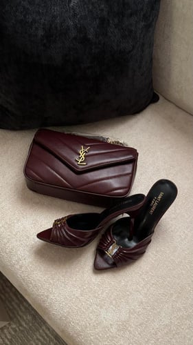 طقم سان لوران