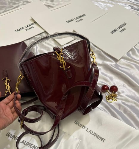 شنط سان لوران