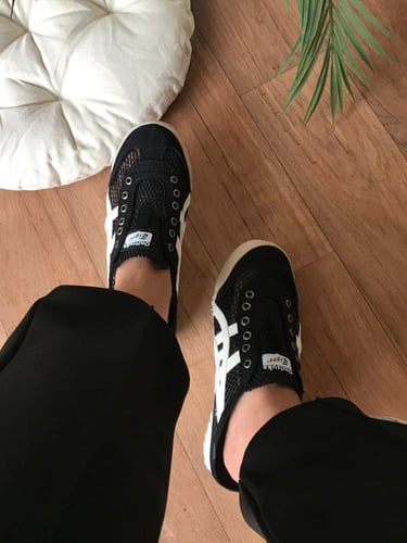 شوزات تايقر