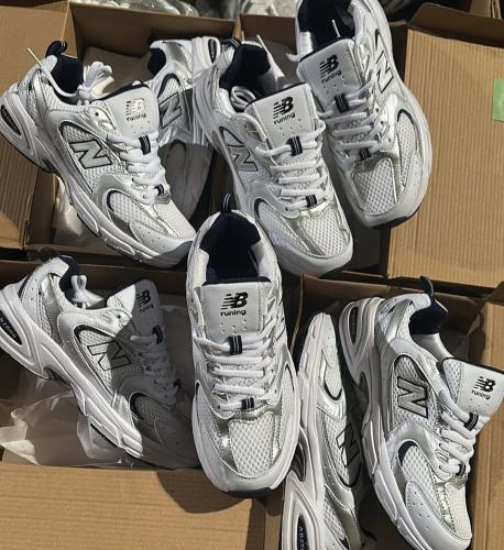 شوزات نيو بلانس