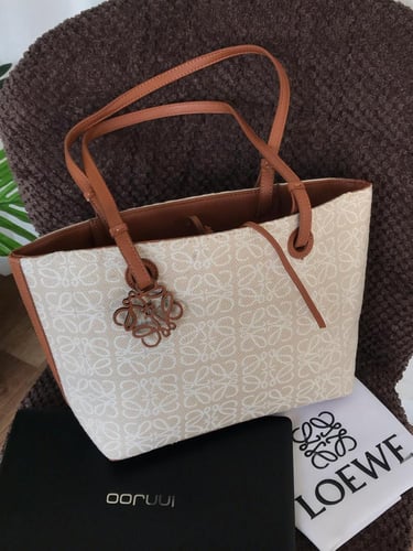 شنط توري بورش