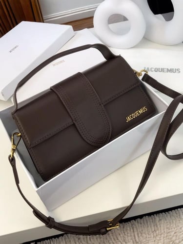 شنط جاكيموس