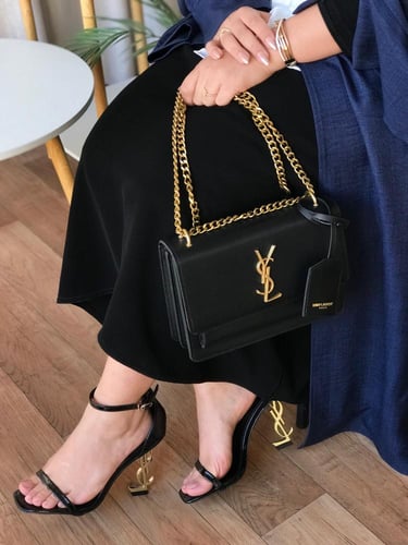 طقم سان لوران