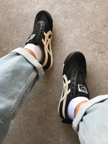 شوزات تايقر