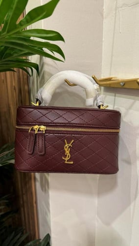 شنط سان لوران