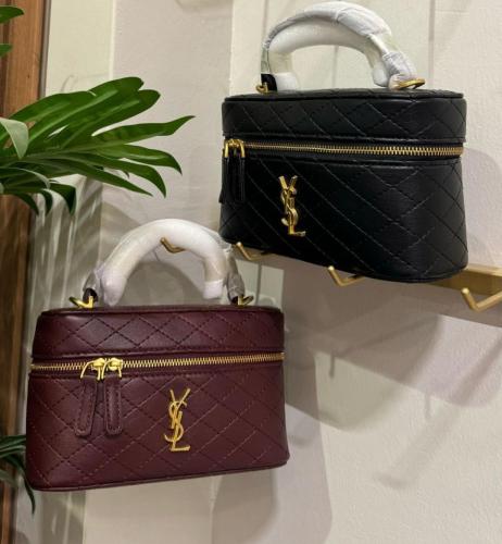 شنط سان لوران