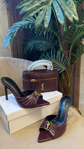 طقم سان لوران