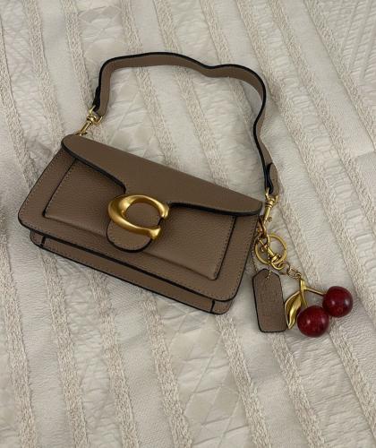 شنطة كوتش صغير