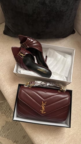 طقم سان لوران