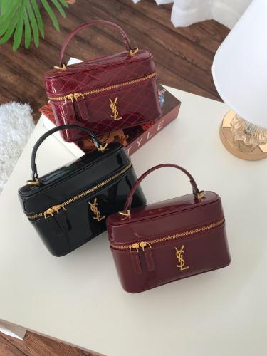 شنط سان لوران