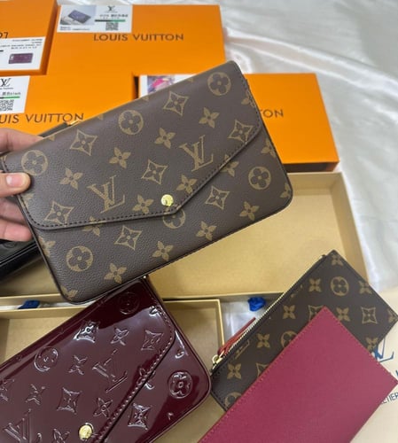 شنط لويس فيتون