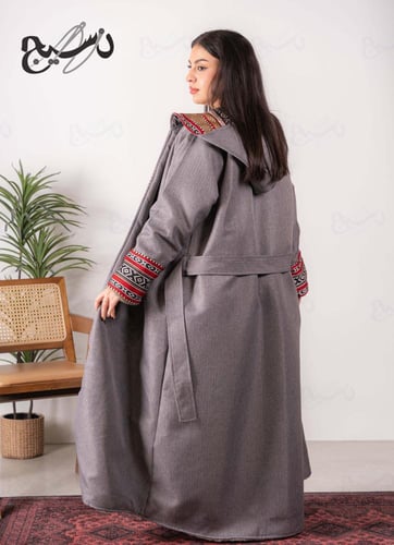 فروة سدو مع قبوع لون رصاصي