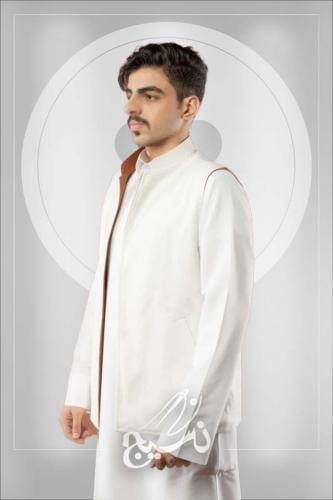 سديري جوخ ابيض مع جملي