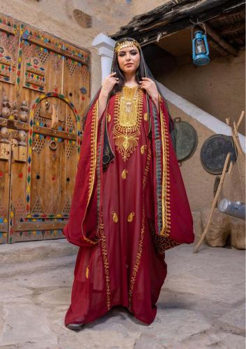 ثوب النشل النجدي نسائي ( عنابي )