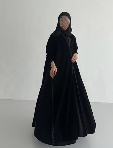 عباية رسيل مخمل