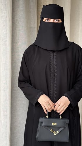 عباية رسيل