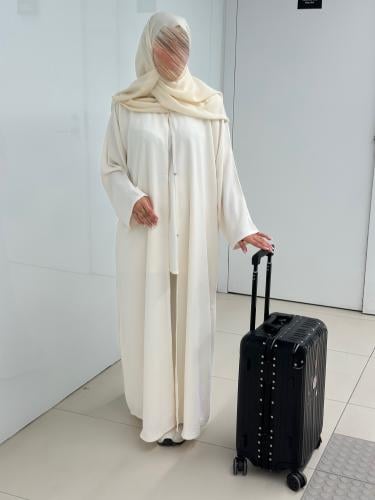 عباية سفر ابيض