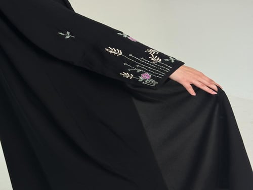 عباية ورد