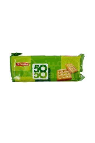Britannia 50/50 Sweet & Salty Crackers 55g