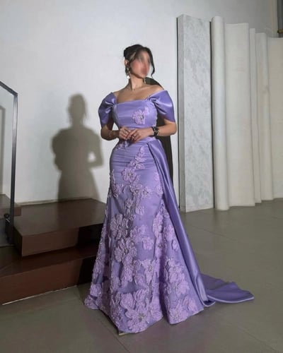 فستان سهرة أوف شولدر مطرزة بازهار