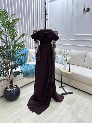 فستان سهرة اوف شولدر لون بني