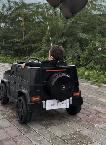 سيارة مرسيدس جي كلاس كهربائية للأطفال