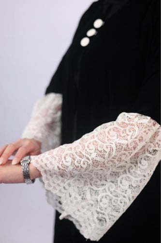 R26 | velvet X Lace