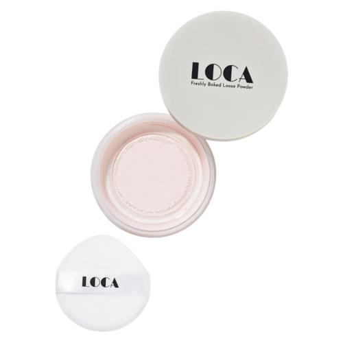 Luca Beauty Loose Powder 02 Strawberry: A loose setting powder with a soft finish, perfect coverage, and a natural glow.