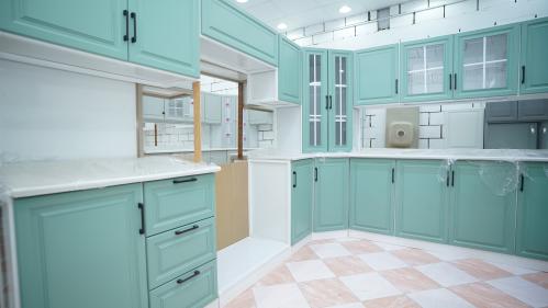 Adjustable 6-meter sheet metal kitchen