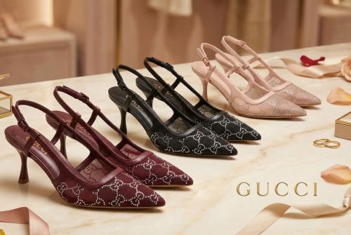 كعب نسائي فاخر من جوتشي GUCCI تصميم أنيق مرصّع لإط...