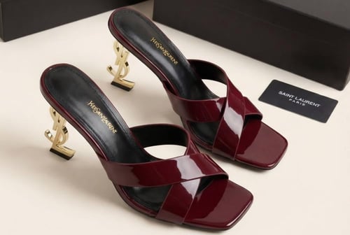 كعب نسائي فاخر من سان لوران Saint Laurent أناقة عص...