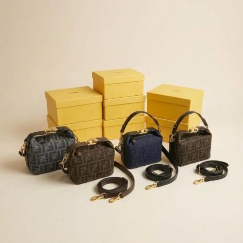 حقيبة فندي Fendi نسائية فاخرة – أناقة إيطالية بتصم...