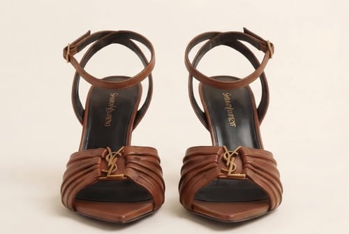 كعب سان لوران (Saint Laurent) – أناقة أيقونية بلمس...