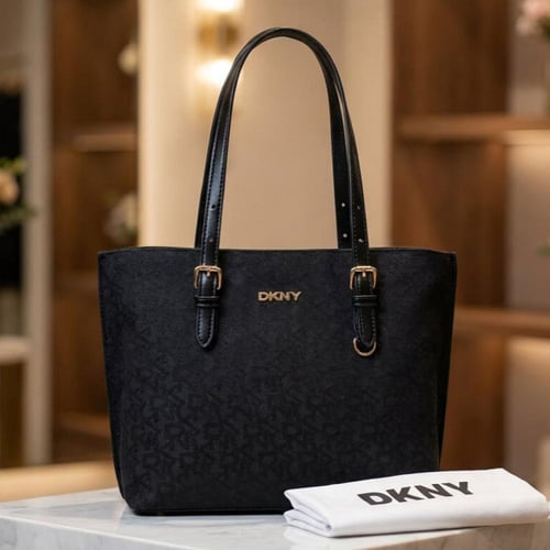 حقيبة يد نسائية من DKNY – تصميم أنيق بنقشة المونوغ...