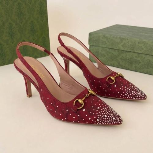 كعب نسائي من ماركة جوتشي GUCCI بكعب عالي تصميم فاخ...