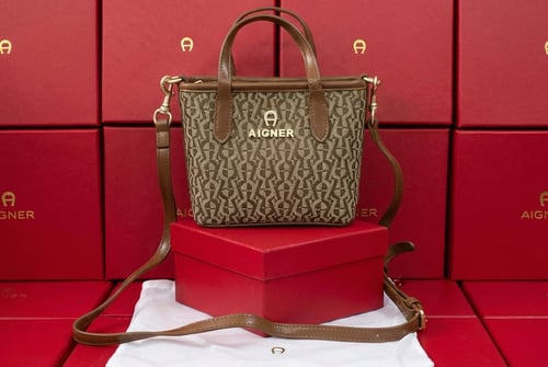 حقيبة اجنر AIGNER نسائية ماستر كوالتي