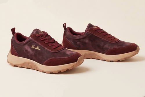 شوز لورو بيانا Loro Piana بصميم عملي للارتداء اليو...