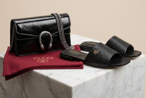 طقم غوتشي النسائي الفاخر – حقيبة وحذاء بتصميم أيقو...