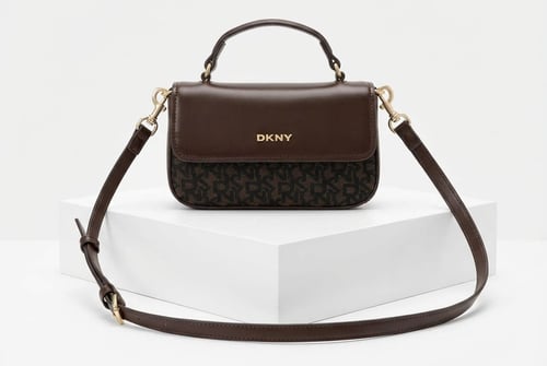 حقيبة يد نسائية DKNY – أنيقة وعملية ماستر كوالتي