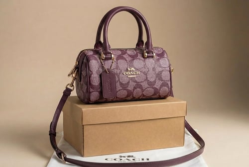 حقيبة كوتش روان نسائية – تصميم أنيق وعصري ماستر كو...