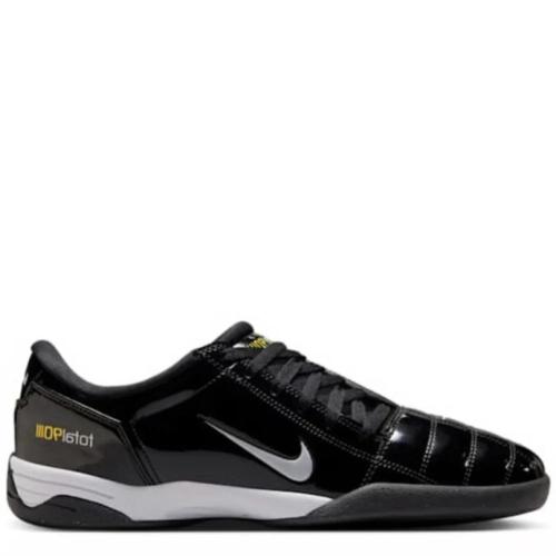 Nike Total 90 III Black & White