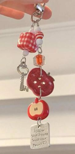 قطعة واحدة من سلسلة كفر الجوال على شكل تفاحة لطيفة...