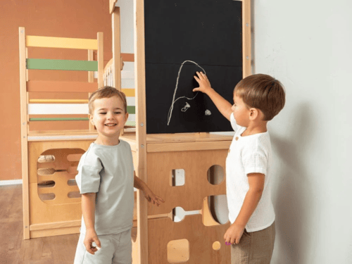 برج اللعب و التسلق مع زحليقة و تسلق