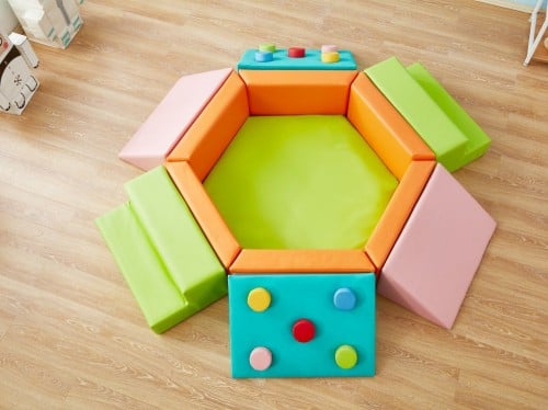 هرم النشاطات المتنوعة