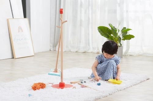 أدوات النظافة الخشبية