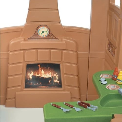 منزل اللعب والشواء