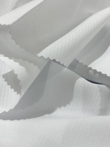 قماش مودرنا أبيض