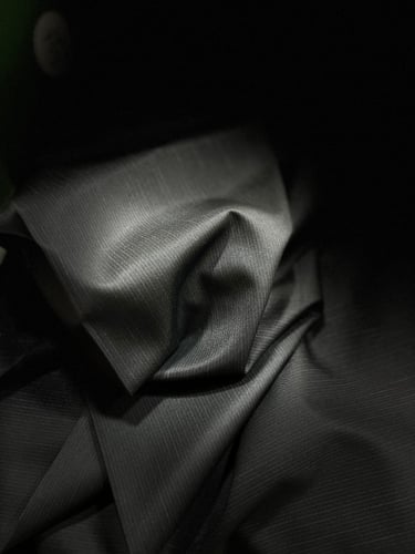 قماش كشميري أسود بنقشة كويتية