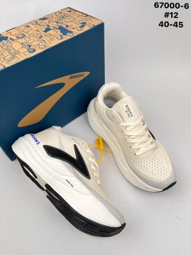 حذاء رياضي بروكس BROOKS